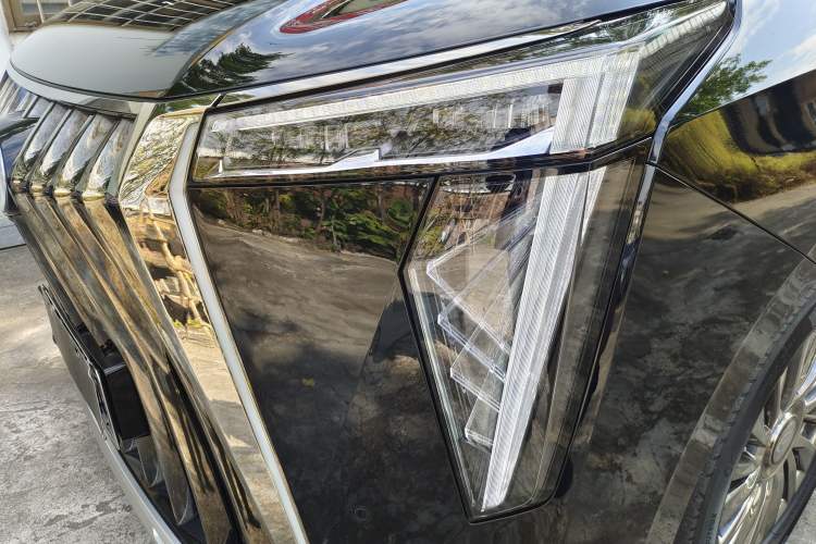 Used GAC Trumpchi M8 2023 Zongshi Series Dual-Motor Supreme Edition
