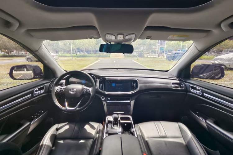 Used GAC Trumpchi GS8 2021 390T Two-Wheel-Drive Dark Knight Edition
