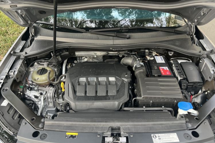 Used Volkswagen Tiguan L 2022 330TSI Automatic Two-Wheel Drive R-Line Enhanced Edition
