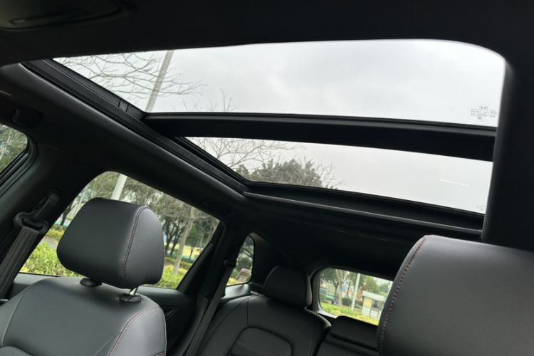 Used Honda CR-V 2024 2.0L eHEV Two-Wheel Drive Smart Edition
