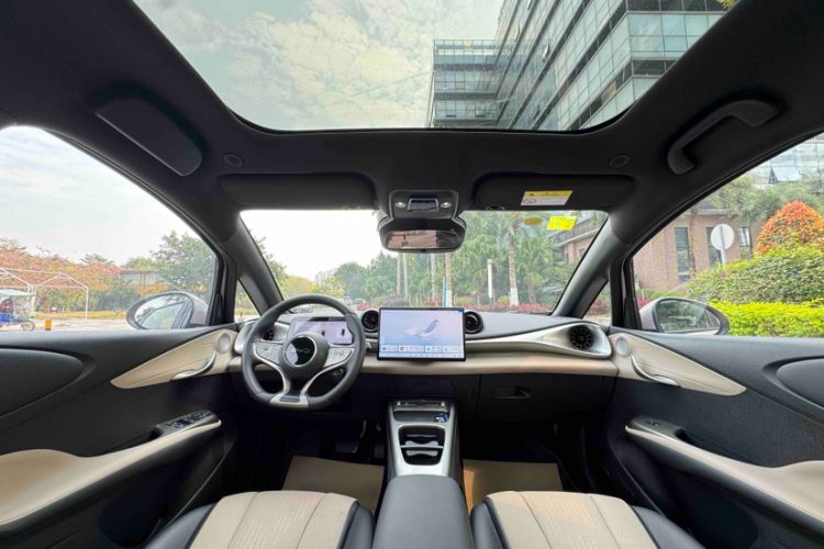 Used BYD Dolphin 2025 Intelligent Driving Version 410 km Fashion Edition
