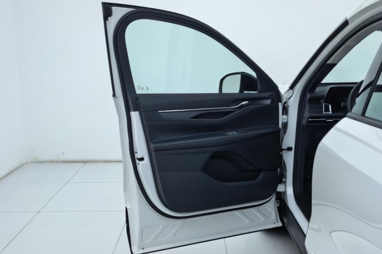 Used Ford Edge 2025 Ford Explorer L 2.0T EcoBoost E-Hybrid Two-Wheel Drive 7-Seater Fashion Edition
