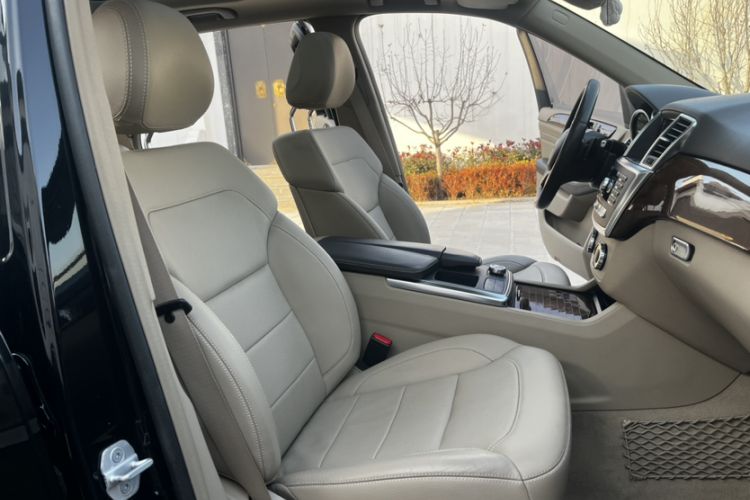 Used Mercedes-Benz M-Class 2015 ML 400 4MATIC Dynamic Model
