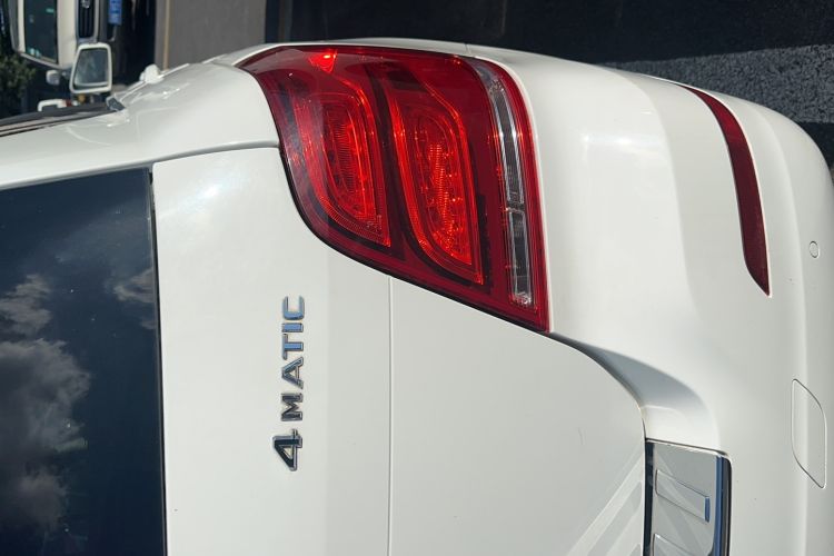 Used Mercedes-Benz GLK-Class 2013 GLK 300 4MATIC Dynamic Sunroof Model
