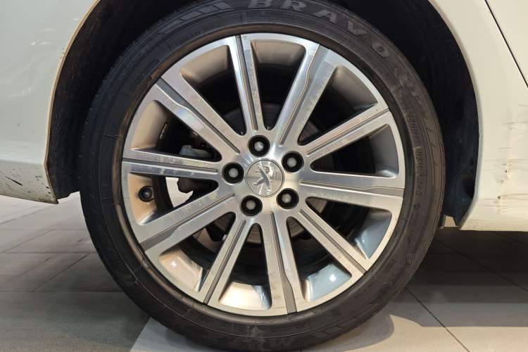 Used Peugeot 408 2015 1.2T Automatic Luxury Edition
