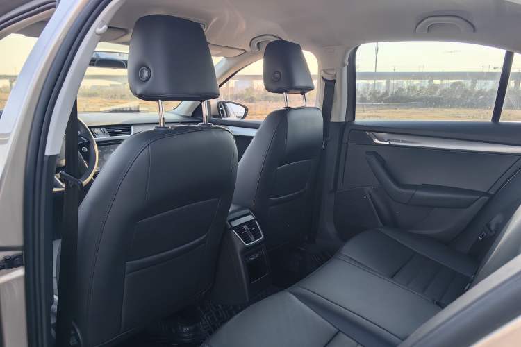 Used Skoda Octavia 2019 1.5L Automatic Comfort Edition
