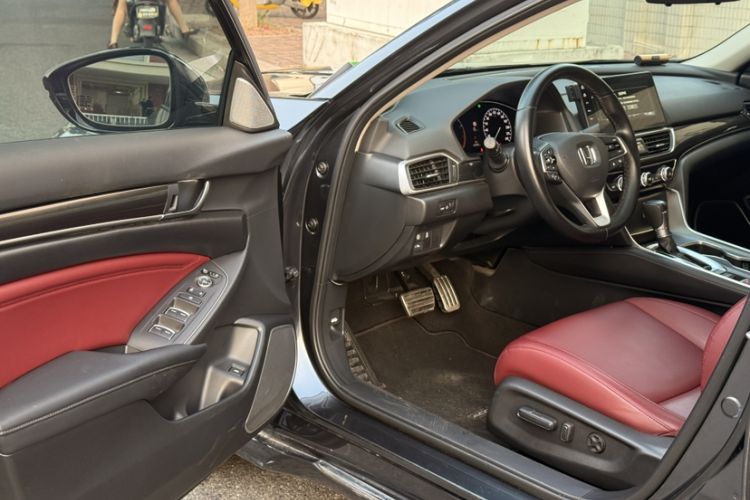 Used Honda Accord 2022 260TURBO Phantom Night · Prestige Edition