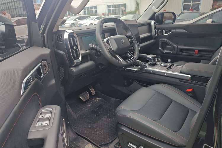 Used Jetour Traveler 2023 2.0T All-Wheel-Drive CrossPRO
