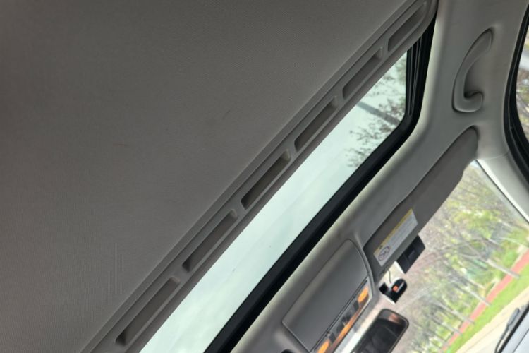 Used Volkswagen Lavida 2015 1.6L Automatic Comfort Edition
