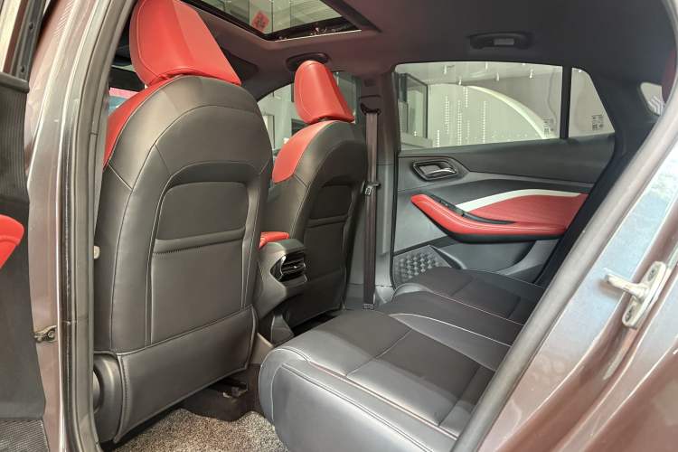 Used MG 5 2022 180 DVVT CVT Youth Luxury Edition
