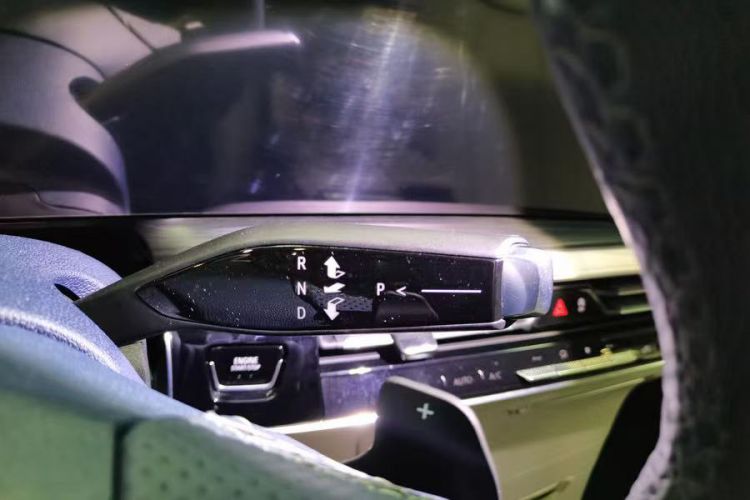 Used Buick Century 2023 2.0T Six-Seater Yinshi Edition
