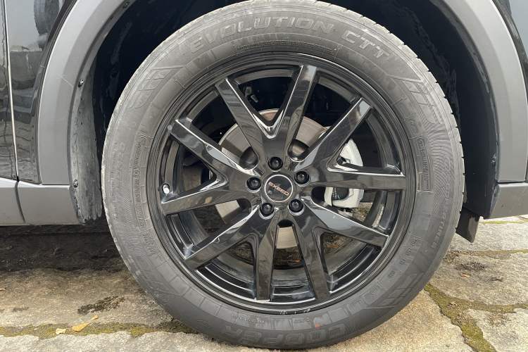 Used  Stellar 2023 400T Four-Wheel Drive Deluxe Edition