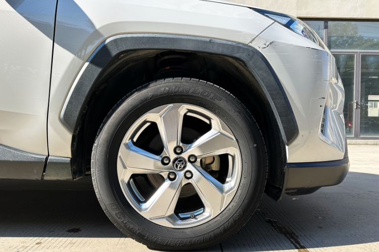 Used Toyota RAV4 2020 2.0L CVT Two-Wheel Drive Fashion Edition
