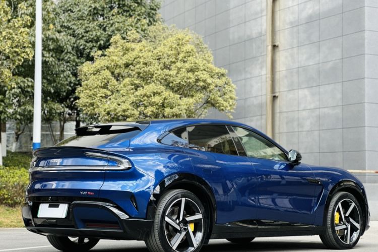 Used  YU7 2025 Ultra-Long Range High-Performance All-Wheel-Drive Max Edition
