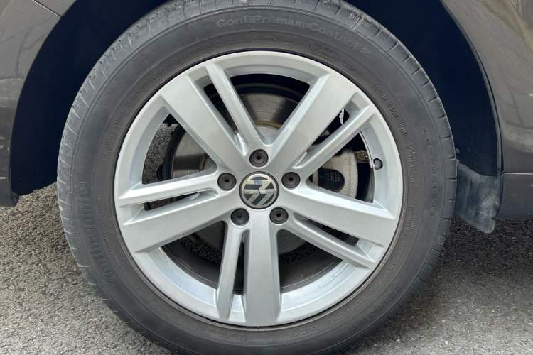 Used Volkswagen Sharan 2018 Revised Version 380TSI Comfort Edition 7-Seater
