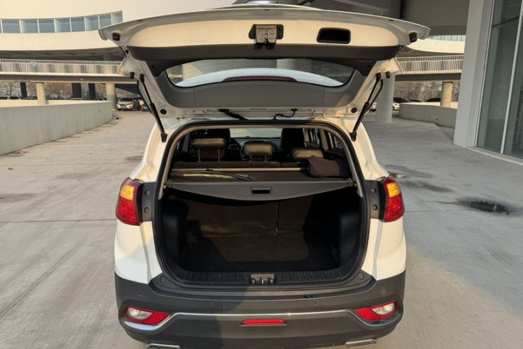 Used  Refine S3 2016 1.5L CVT Luxury Smart Version