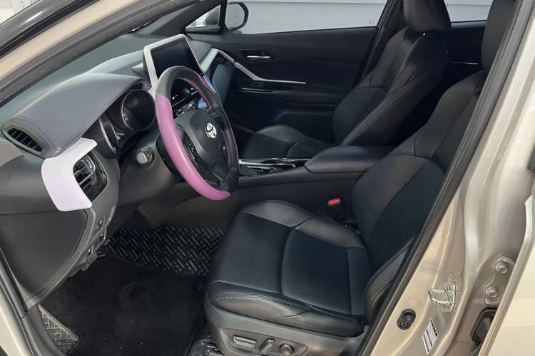 Used Toyota C-HR 2020 2.0L Leading Edition
