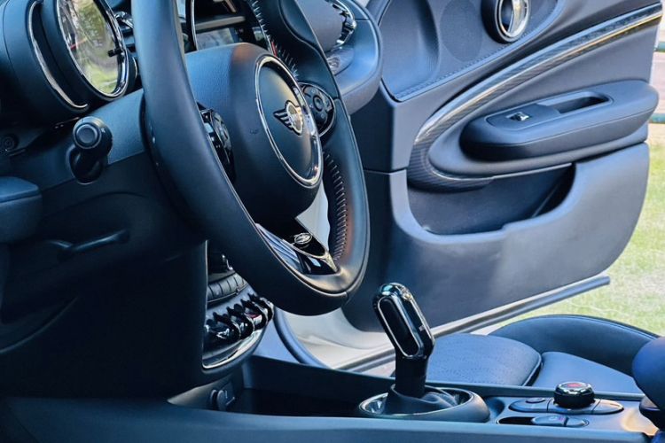 Used  Clubman 2019 1.5T COOPER Connoisseur
