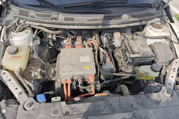 Used Dongfeng Aeolus E70 2021 Revised Version 360H Battery-Swap Edition
