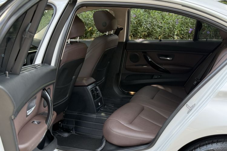 Used BMW 3 Series 2018 320Li Fashion Model
