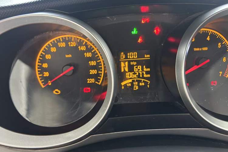 Used Brilliance H230 2012 1.5L AMT Sunroof Version