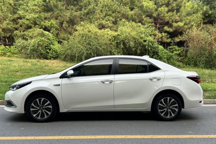 Used Toyota Corolla Hybrid E+ 2019 1.8L E-CVT Leading Edition
