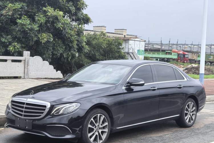 Used Mercedes-Benz E-Class 2018 Facelift E 200 L
