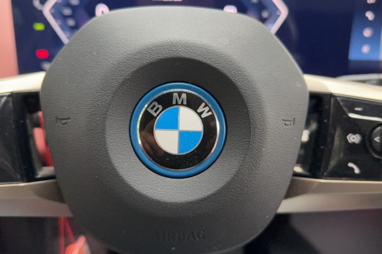 Used BMW iX 2022 xDrive50
