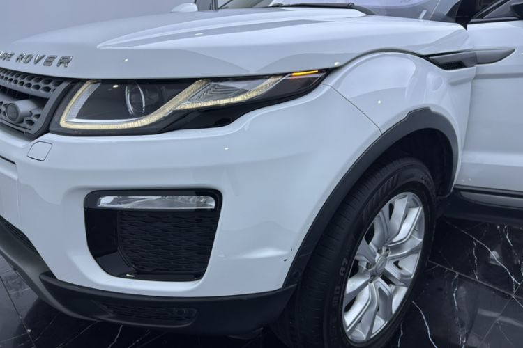 Used Land Rover Range Rover Evoque 2018 240PS PURE Style Edition