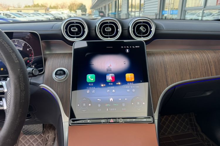 Used Mercedes-Benz GLC 2025 GLC 300 L 4MATIC Dynamic Model 5 Seats