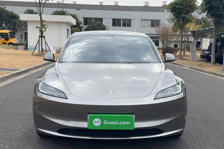 Used Tesla Model 3 2023 Rear-Wheel-Drive Version
