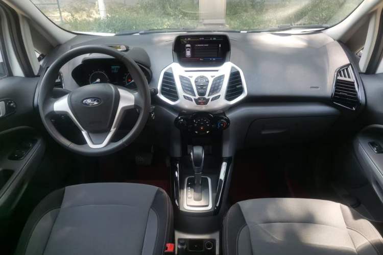 Used Ford EcoSport 2013 1.5L Automatic Fashion Model