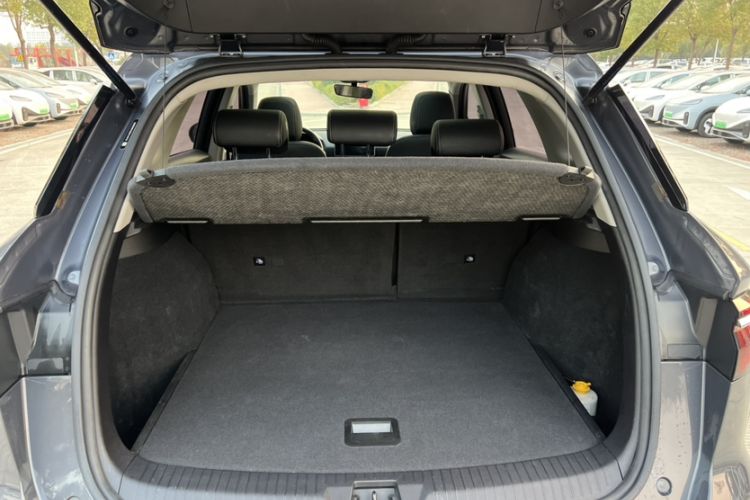 Used BYD Song Pro New Energy 2019 DM 1.5T Four-Wheel Drive Performance Edition Deluxe Model
