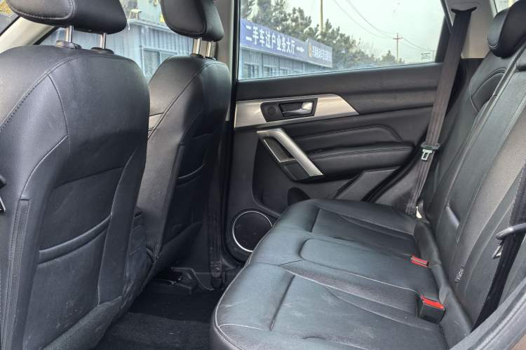 Used Haval H2 2017 Blue Label 1.5T Manual Two-Wheel Drive Luxury Model