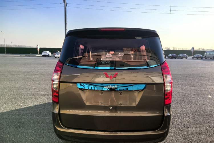 Used Wuling Hongguang 2015 1.5L S Basic Version China V Standard
