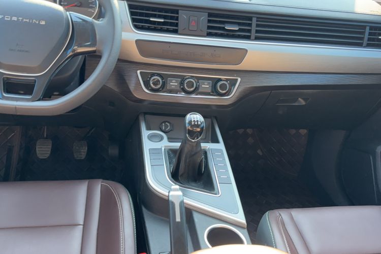 Used FORTHING T5 2023 Grand Edition 1.6L Manual Dream Version Five Seats