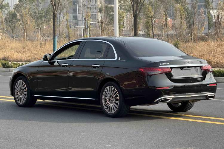 Used Mercedes-Benz E-Class 2021 Restyled E 300 L Luxury Edition
