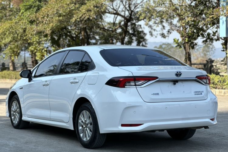 Used Toyota Corolla 2021 Dual-Engine 1.8L E-CVT Pioneer Edition

