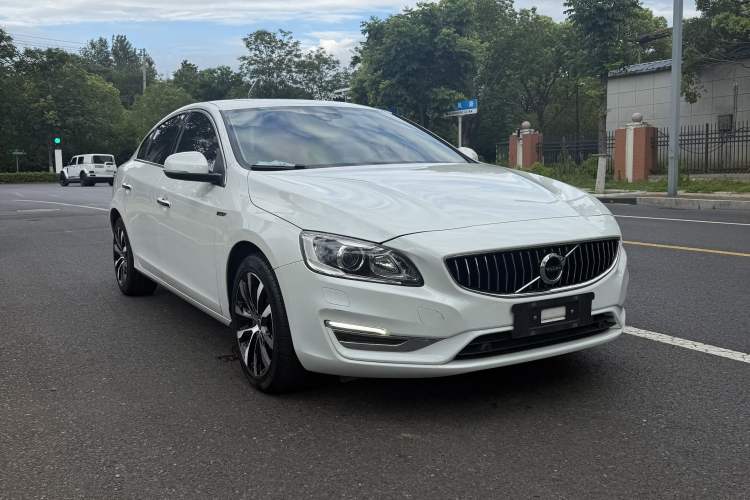 Used Volvo S60 2019 S60L Facelift T5 Intelligent Advanced Edition
