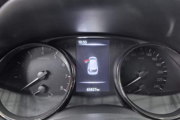 Used Nissan X-Trail 2022 2.0L Two-Wheel Drive Smart Connect Premium Edition
