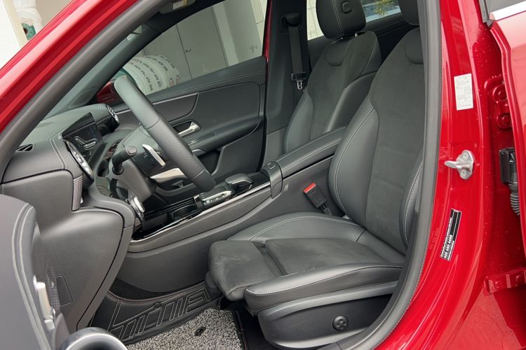 Used Mercedes-Benz A-Class 2020 Restyled A 200 L Sport Sedan Fashion Version
