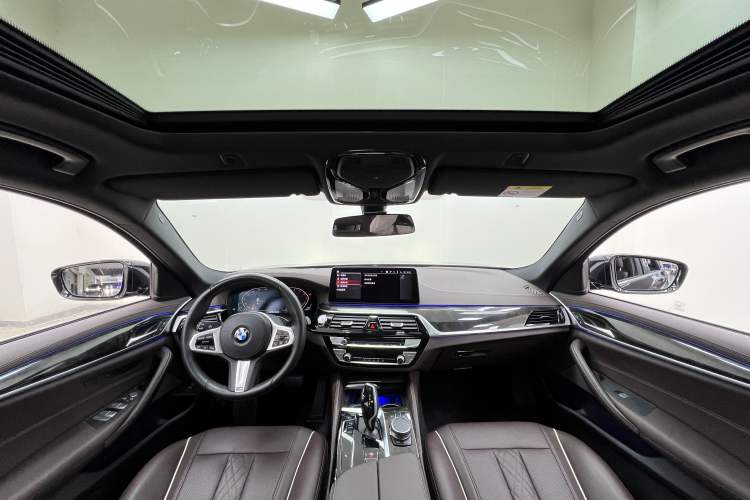 Used BMW 5 Series 2022 Restyled 525Li M Sport Package
