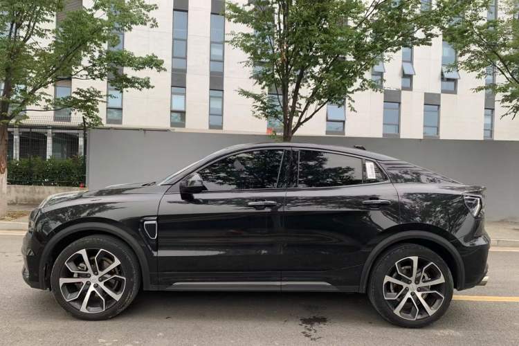 Used Lynk & Co 05 2020 2.0TD Four-Wheel Drive HypeHalo
