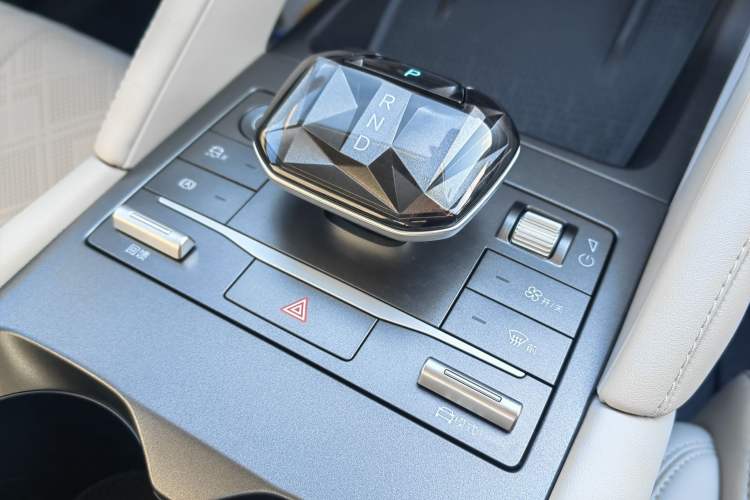 Used BYD Yuan UP 2024 401 km Active Version
