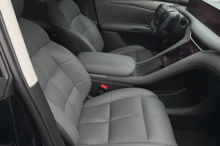 Used  LS6 2025 Ultra-Powerful Lingxi Intelligent Enjoyment Edition
