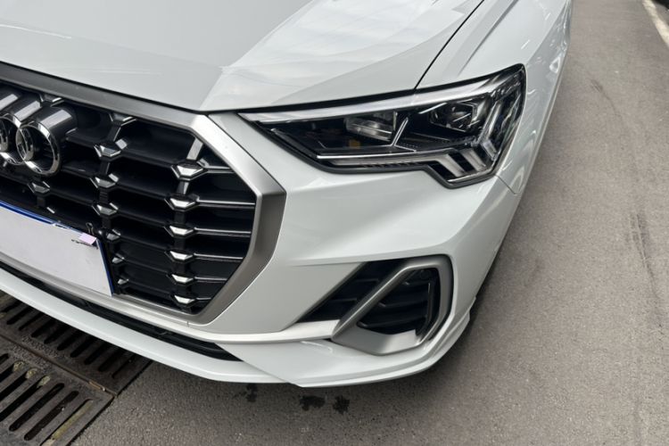 Used Audi Q3 2022 40 TFSI Fashion Dynamic Model
