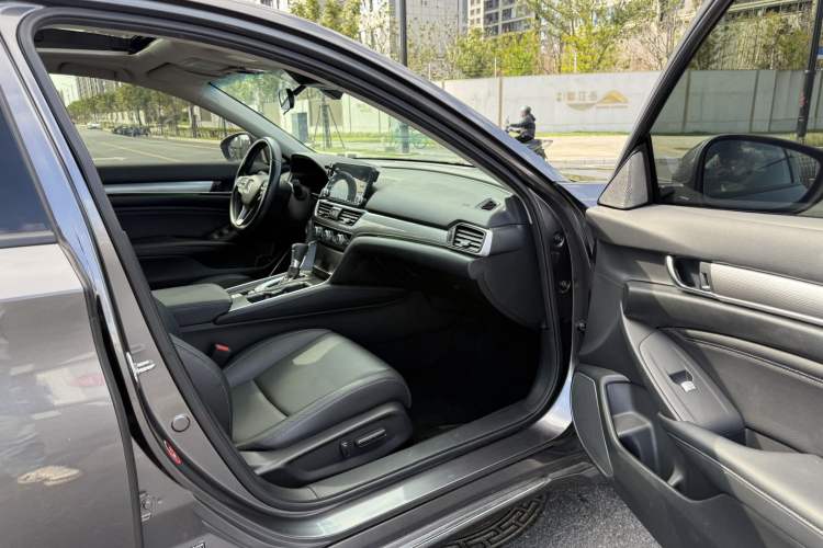 Used Honda Accord 2018 260TURBO Luxury Edition China VI
