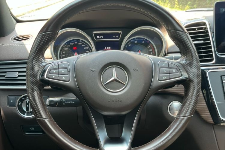 Used Mercedes-Benz GLE 2019 GLE 320 4MATIC Luxury Collection Edition
