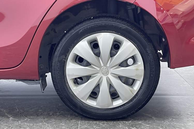 Used Toyota YARiS L 2019 1.5E CVT Dynamic Edition China VI compliant
