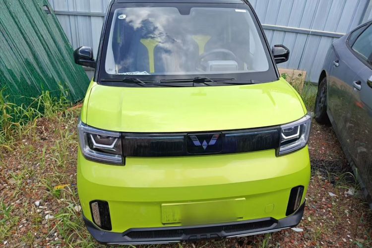 Used Wuling Hongguang MINIEV 2022 GAMEBOY 200km Gaming Edition with Lithium Iron Phosphate
